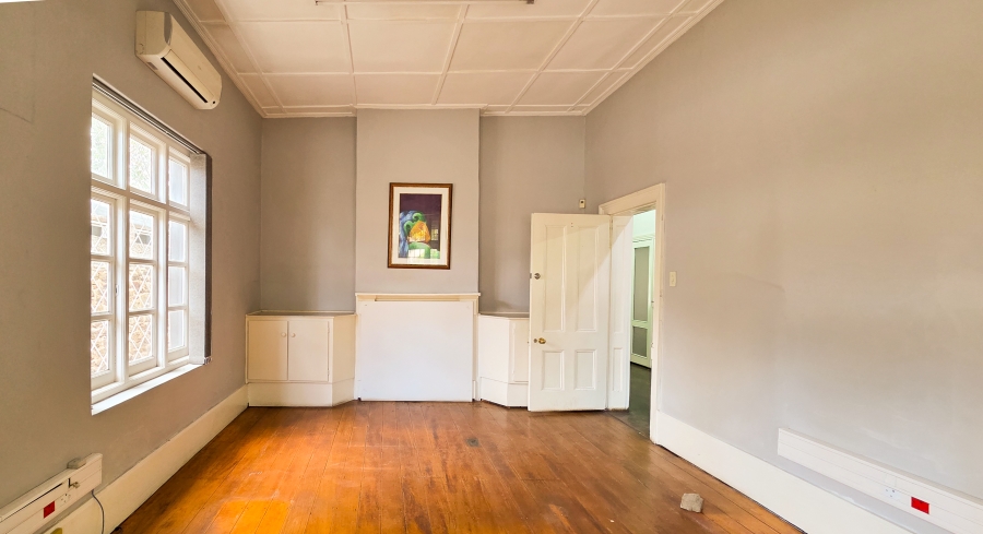 To Let Commercial Property for Rent in Queenstown Central Eastern Cape
